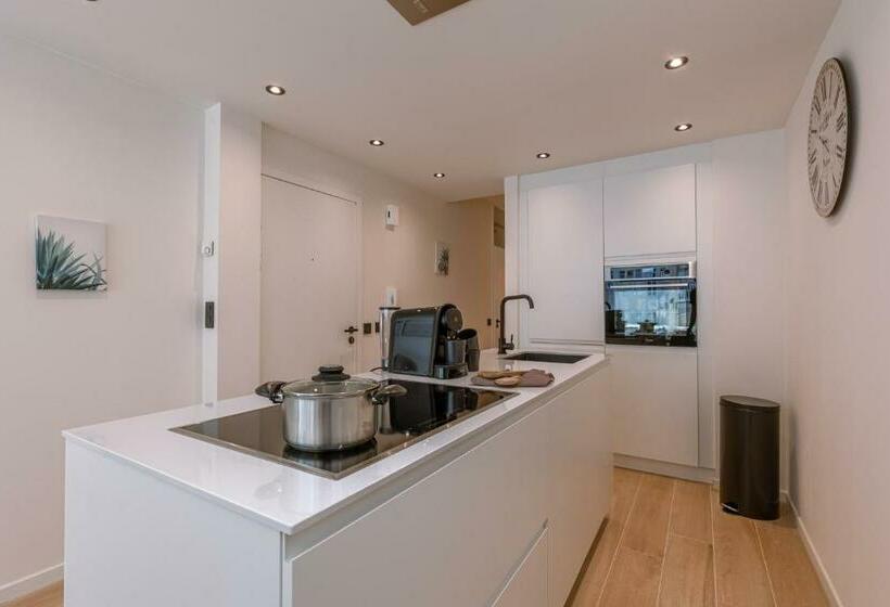 Newly Renovated Apartment In The Center Of Knokke Near The Beach