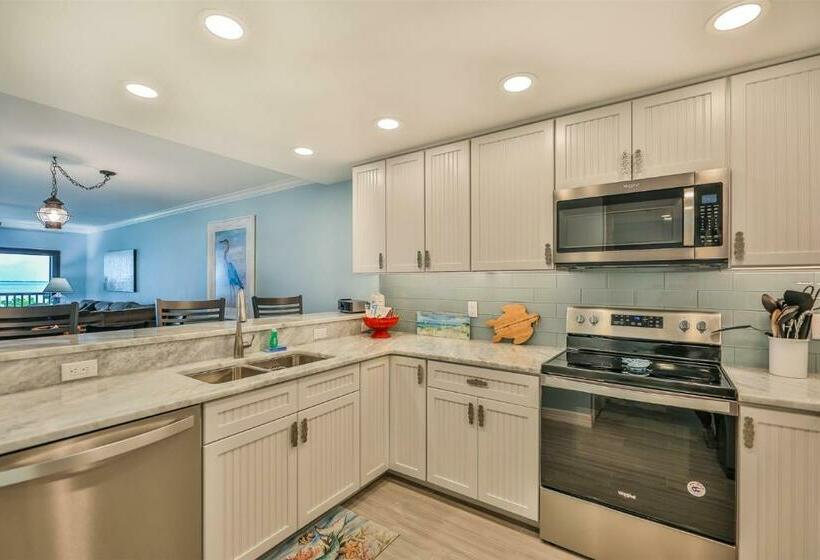 Sunset Captiva Bayside 103