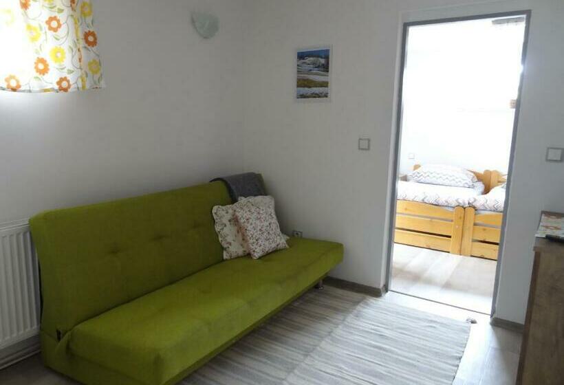 Apartmán Karovi