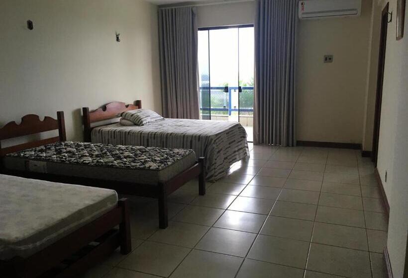 Apartamento Amplo E Aconchegante Com Vista Para O Mar