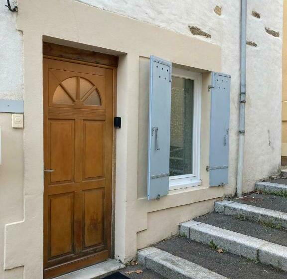 La Ruelle Des Bords De Loire   Classé 2