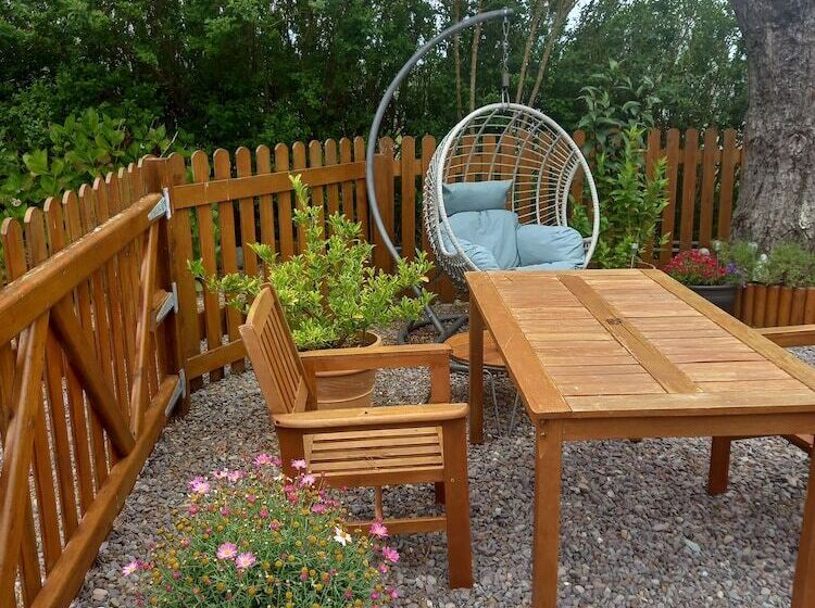 Stunning 1 Bed Apartment Valentia Island
