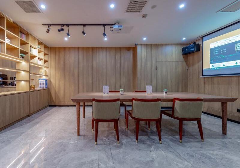 ホテル Greentree Inn