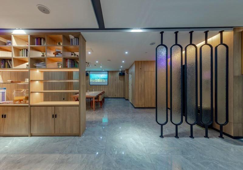 ホテル Greentree Inn