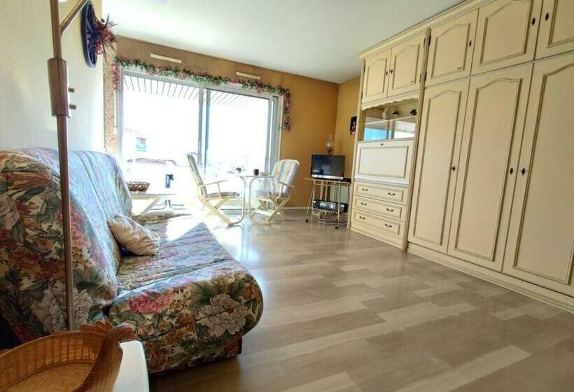 Studio Pour 4 Avec Terrasse Ensoleillée, Parking Privatif, à 250m Des Plages à Antibes Fr 1 252 15