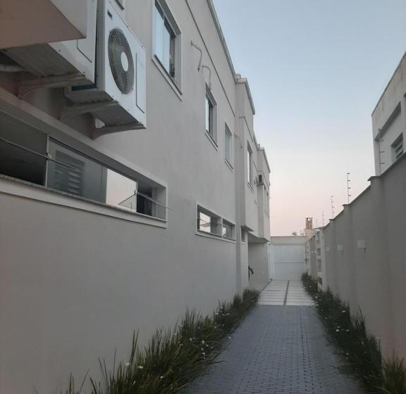 Apartamento Em Tijucas Próximo A Praias