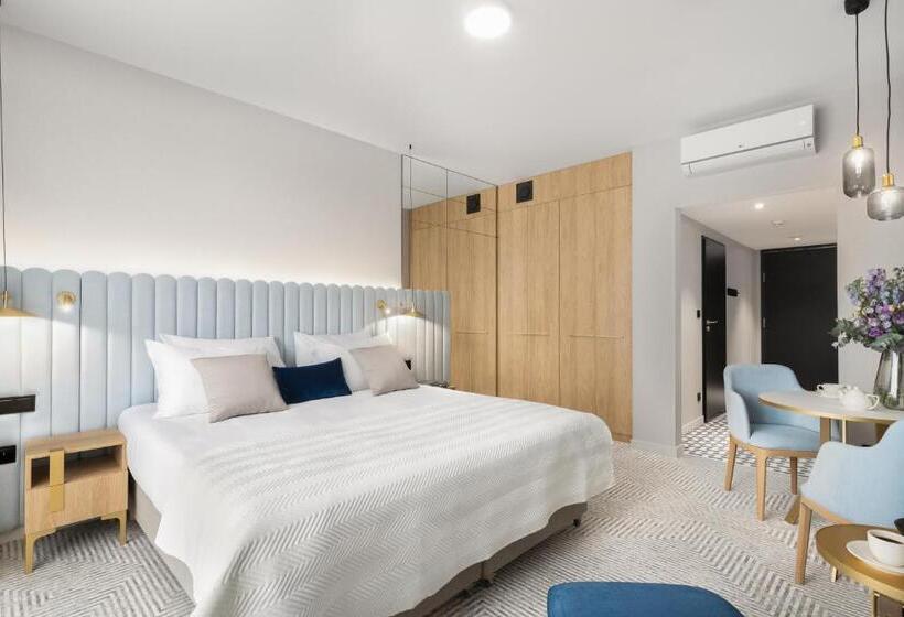 هتل Royal Tulip Warsaw Centre