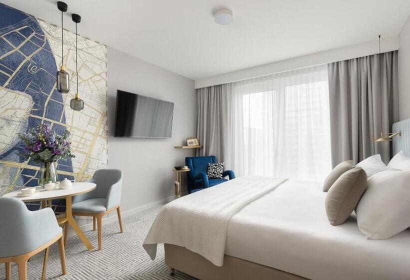 هتل Royal Tulip Warsaw Centre