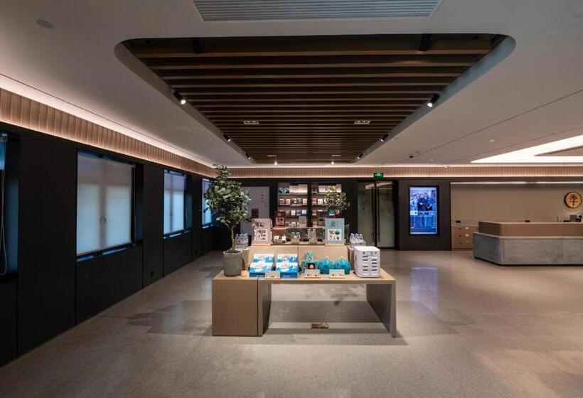 Ji Hotel Shanghai Pudong Airport Free Trade Zone