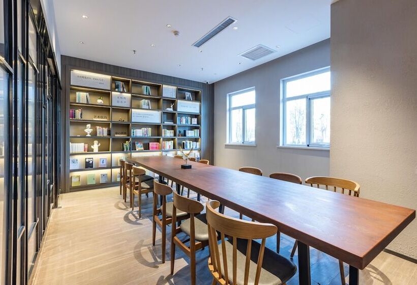 בית מלון כפרי Hanting  Tianjin Yibindao Metro Station