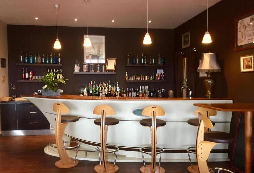 בית מלון כפרי Hôtel   Restaurant La Chaloupe