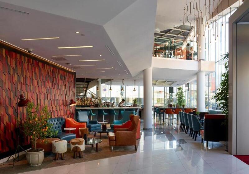 בית מלון כפרי Montcalm East, Autograph Collection