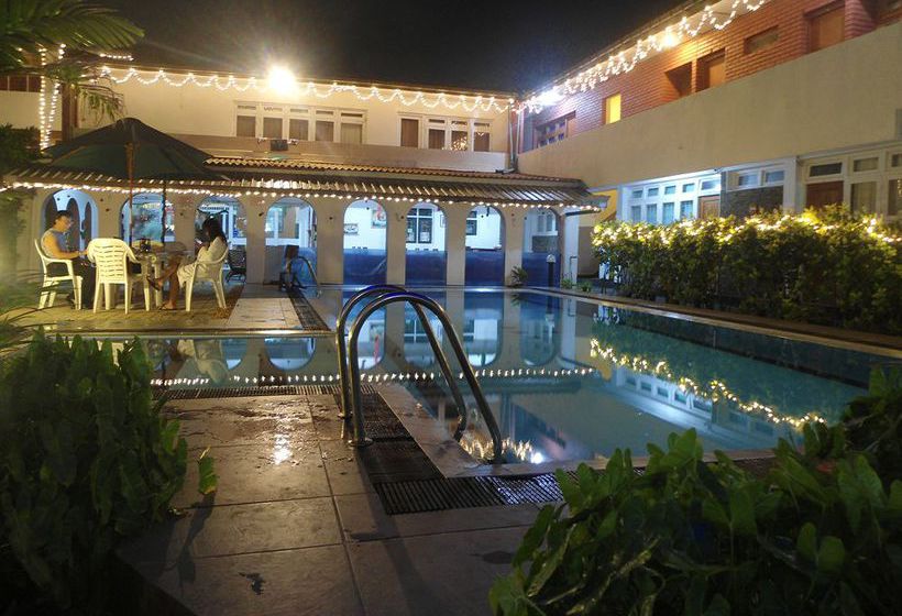 فندق Ranveli Beach Resort