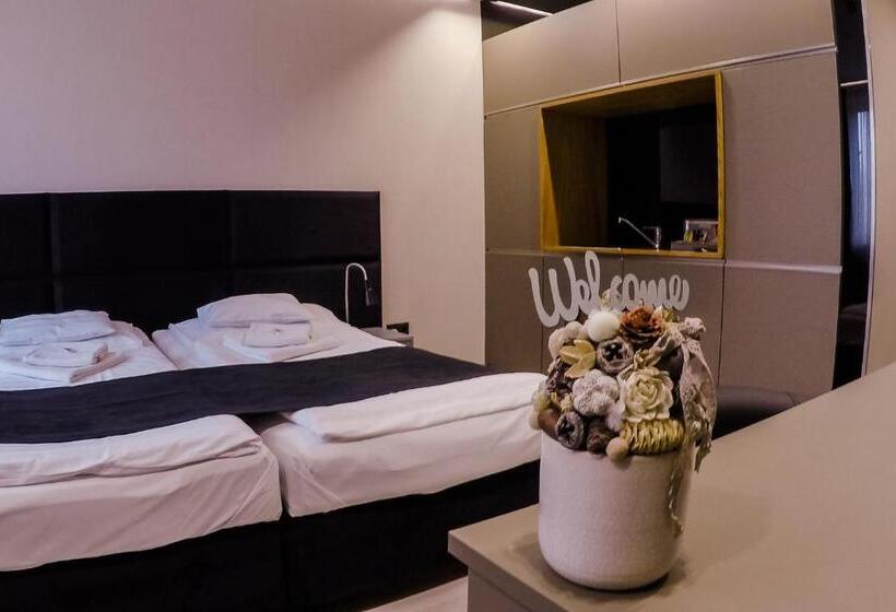 ホテル Sóház Panzió és Apartmanház