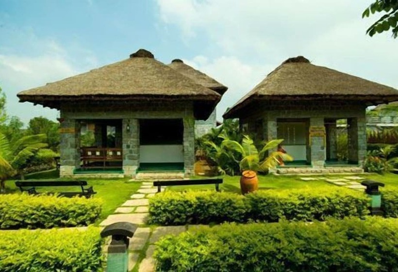 호텔 Sparsa Resort Thiruvanamalai