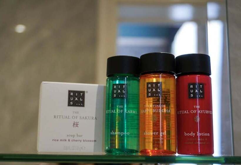 ホテル Wroxall Abbey