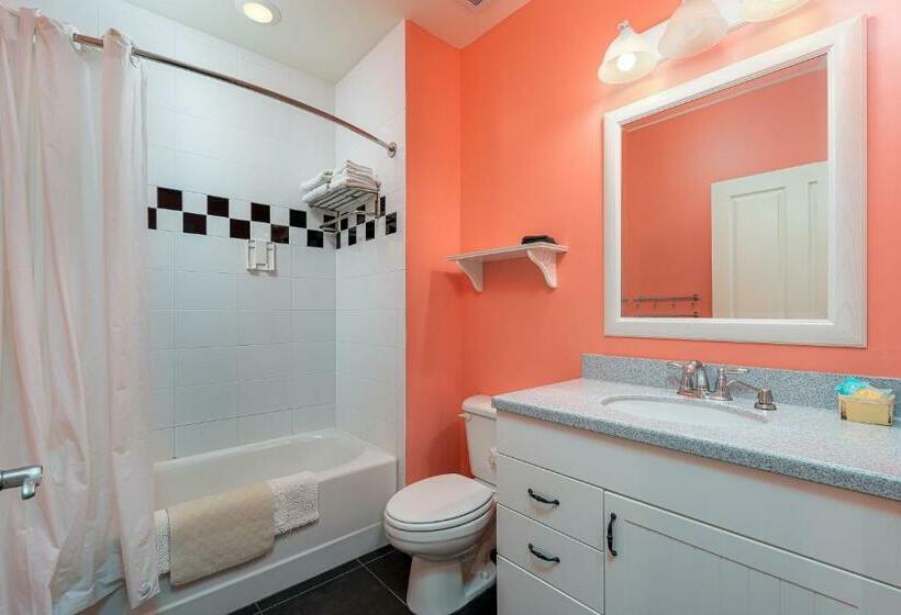 309 Harbour House At The Inn