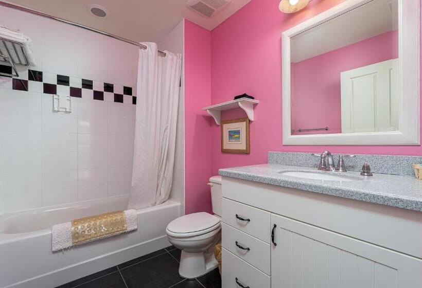 309 Harbour House At The Inn