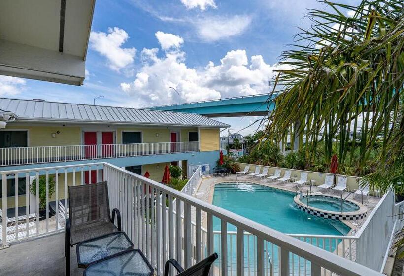 309 Harbour House At The Inn