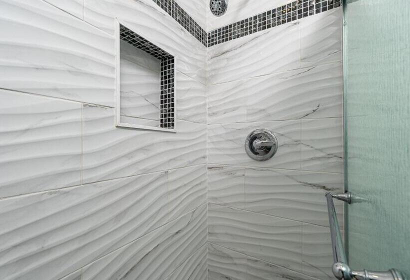 309 Harbour House At The Inn