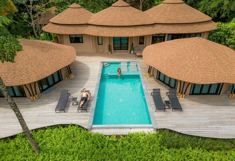 استراحتگاه Touch Beachfront Pool Villa Koh Yao Noi