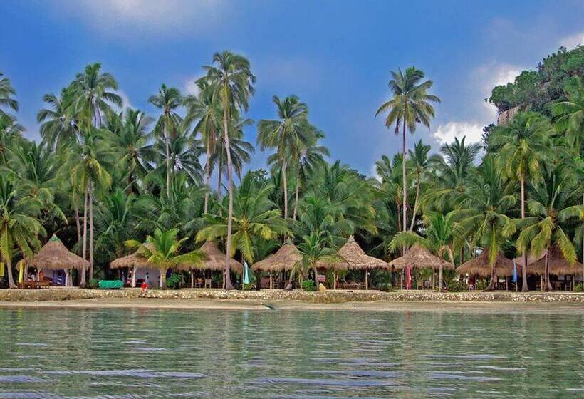 فندق Caluwayan Palm Island Resort