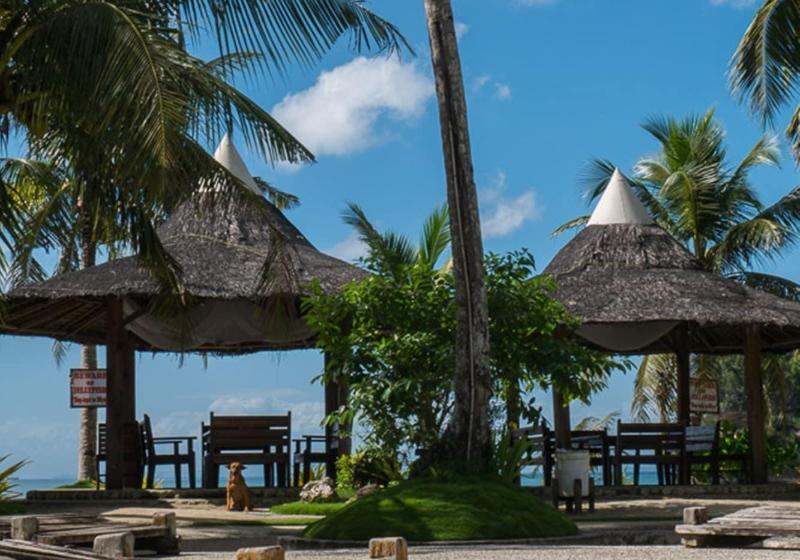 فندق Caluwayan Palm Island Resort