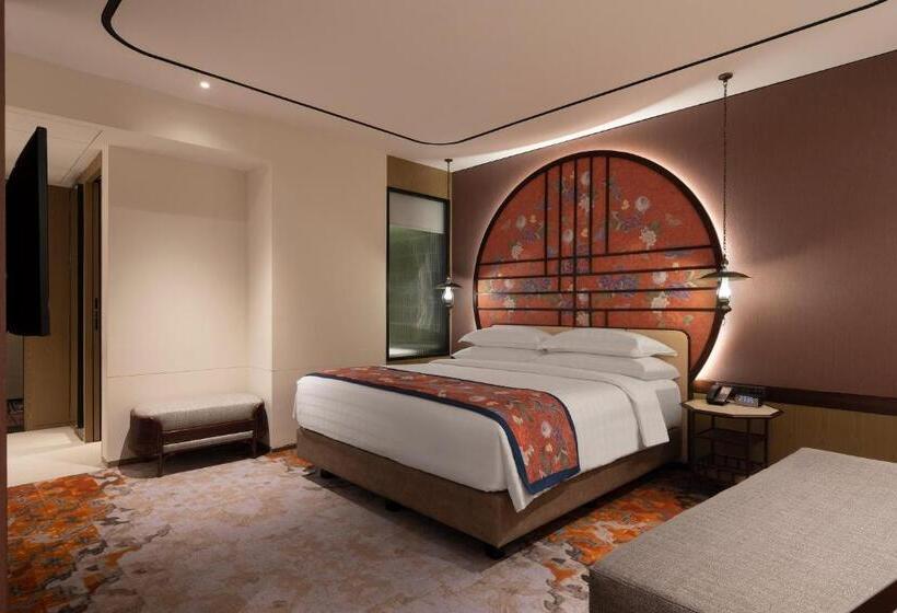 هتل Episode Gading Serpong