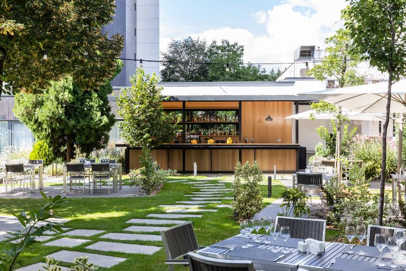 هتل Ramada By Wyndham Slatina Parc