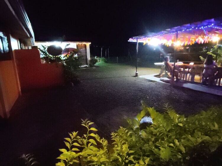 Отель Rmtm S Beachfront Accommodation