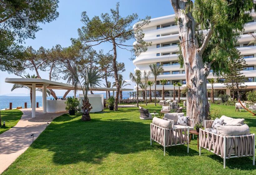 هتل Isla Brown Corinthia Resort & Spa, Curio Collection Hilton