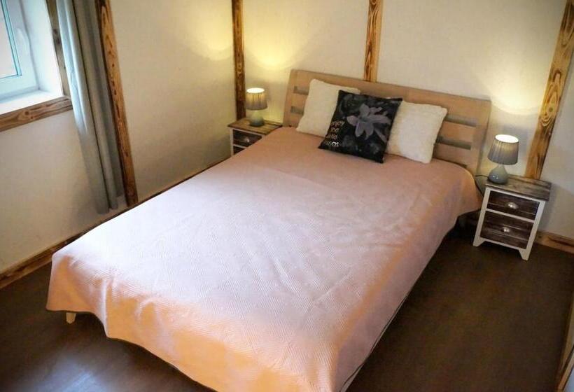 تختخواب و صبحانه Billund Bnb