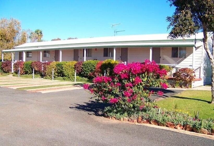 فندق Country Way Motor Inn