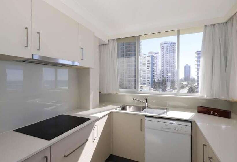 Beachside Tower Apartments