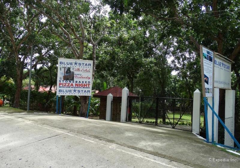 Hotel Blue Star Dive & Resort