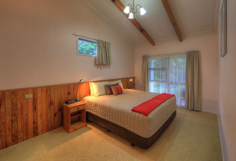 هتل Daydreamer Holiday Apartments