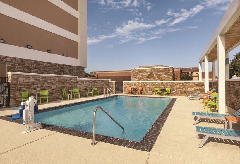 هتل Home2 Suites By Hilton College Station