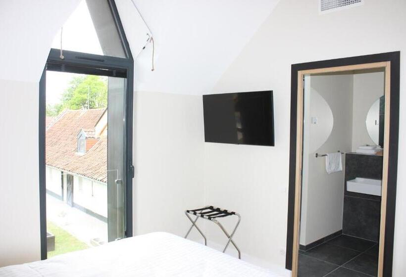 בית מלון כפרי La Ferme Blanche, The Originals Relais