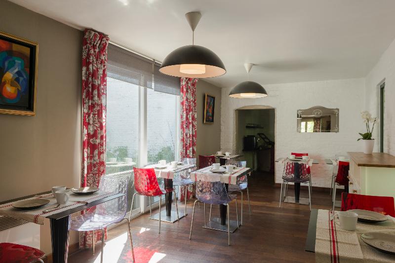 בית מלון כפרי La Ferme Blanche, The Originals Relais