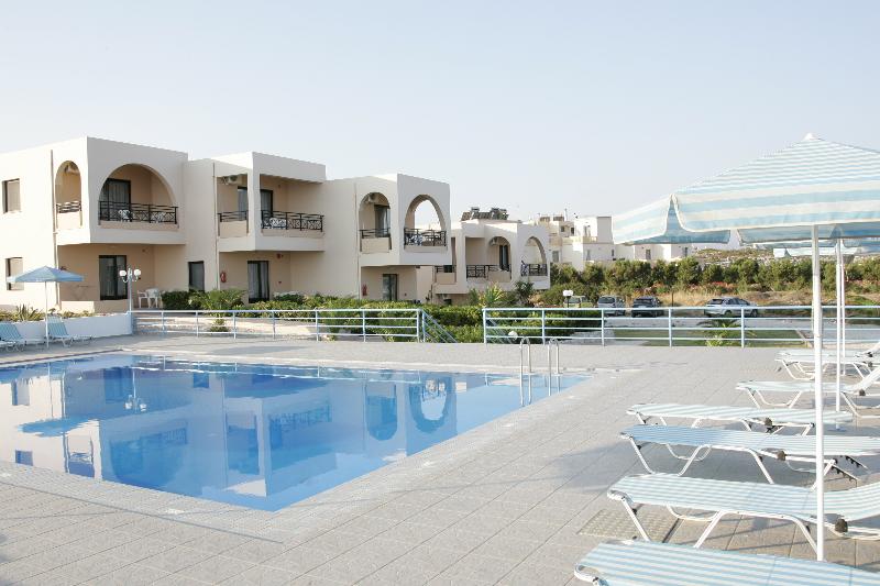 Отель Nanakis Beach Apartments
