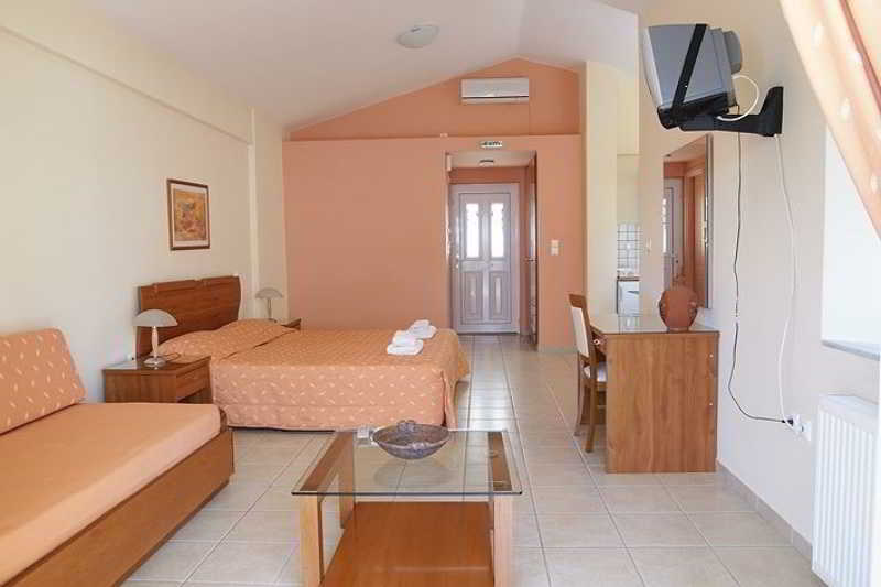 酒店 Niriides Apartments