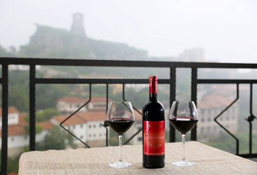 בית מלון כפרי Panorama Kruje View On The Castle And The Old Town