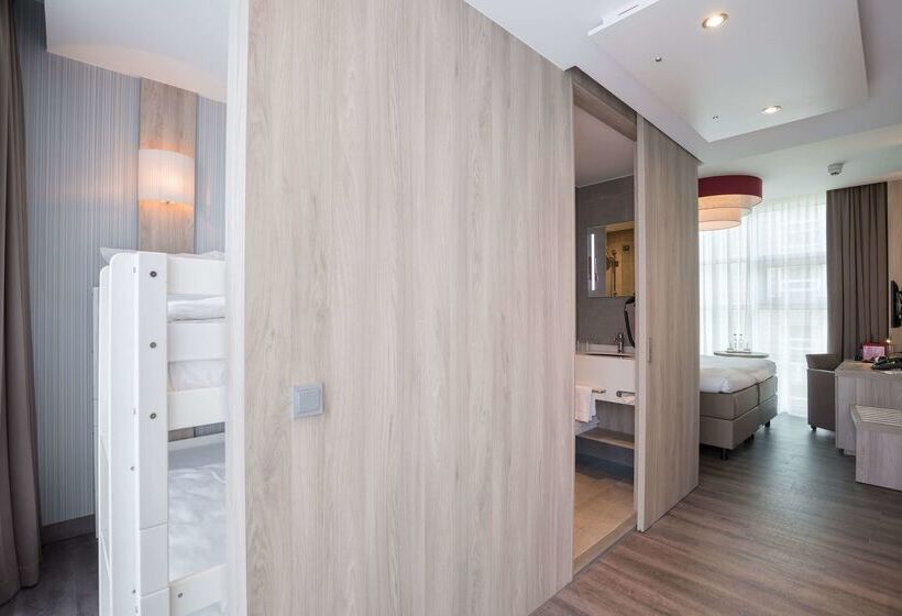 هتل Ramada The Hague Scheveningen