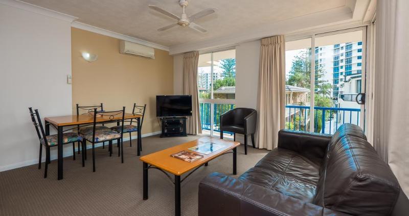 هتل San Mateo On Broadbeach
