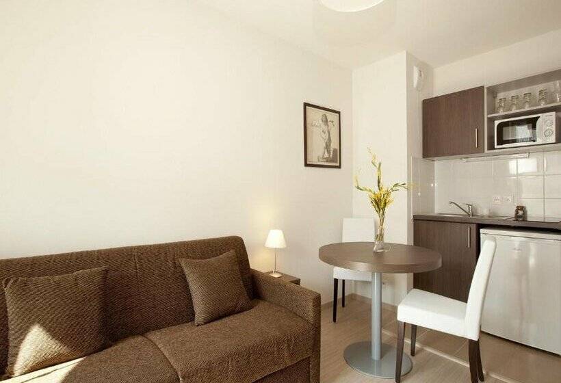 هتل Séjours & Affaires Massy Atlantis