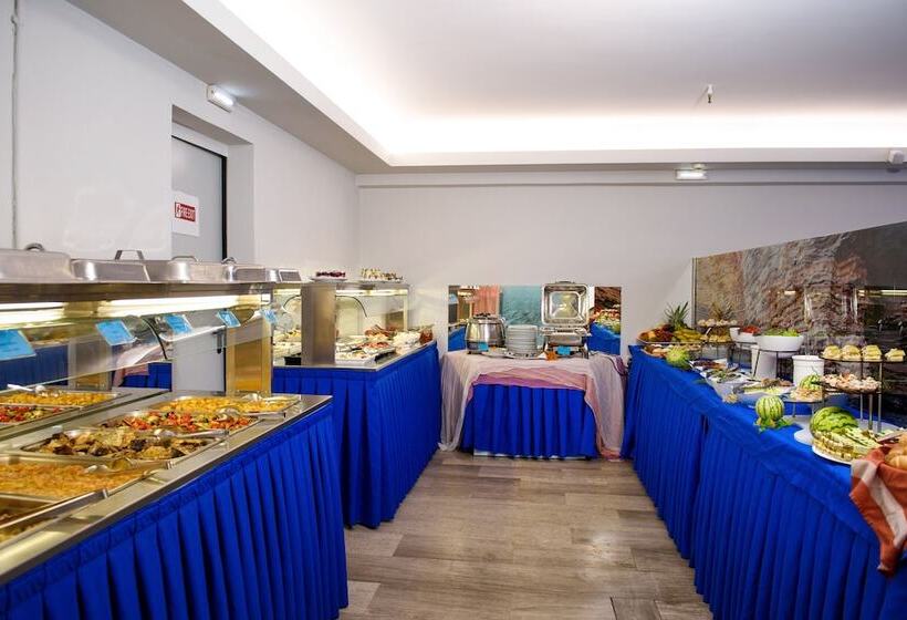 هتل TRYP by Wyndham Corfu Dassia