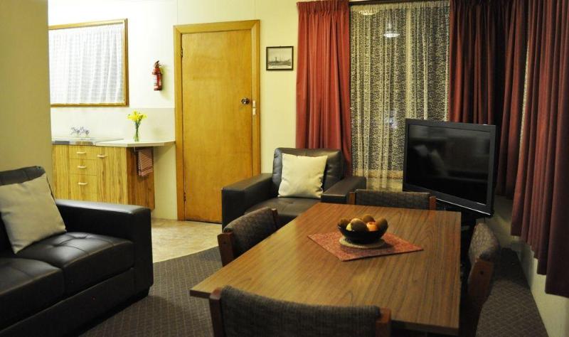 Sharonlee Strahan Villas