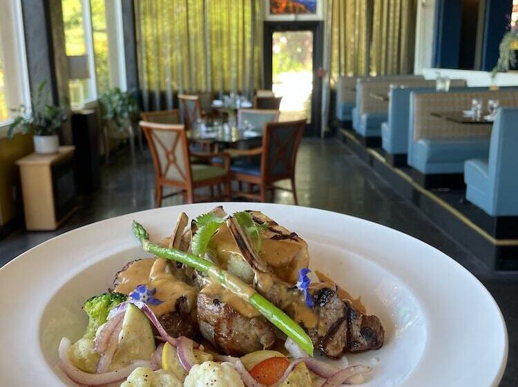 فندق Old Alcohol Plant