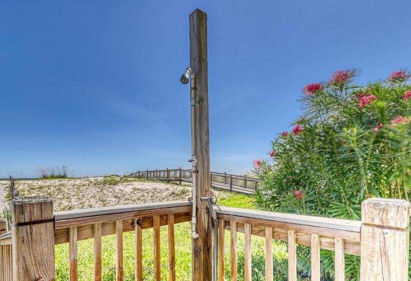 هتل Tropic Isl 501