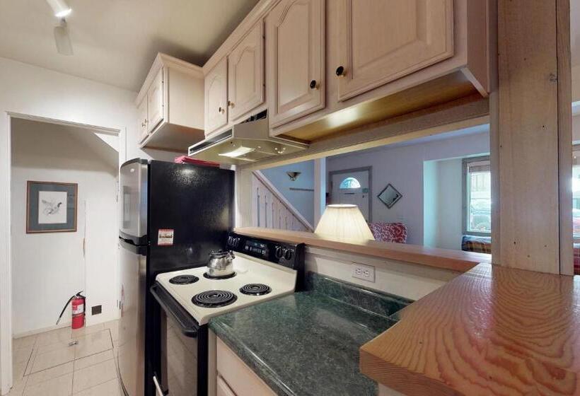 فندق Prospector Condo
